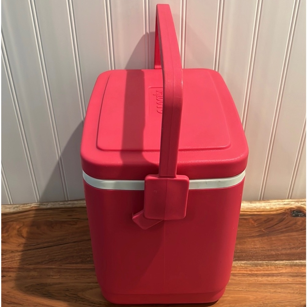 Rare✨Vintage-Igloo Legend 10 Pink Cooler Like New - Picture 7 of 16